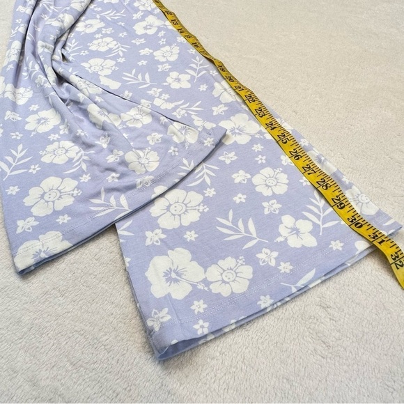 NWT RSQ Purple Hibiscus Floral Flare Pull on Pants - Picture 14 of 15